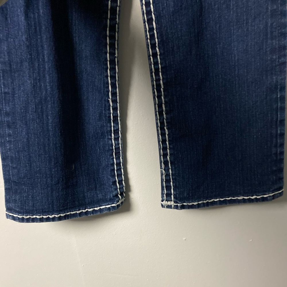 True Religion - Picture 9 of 13